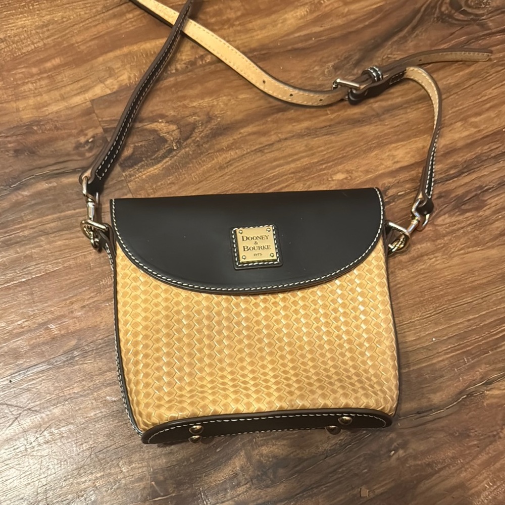 Dooney & Bourke Black and Tan Woven Crossbody Bag